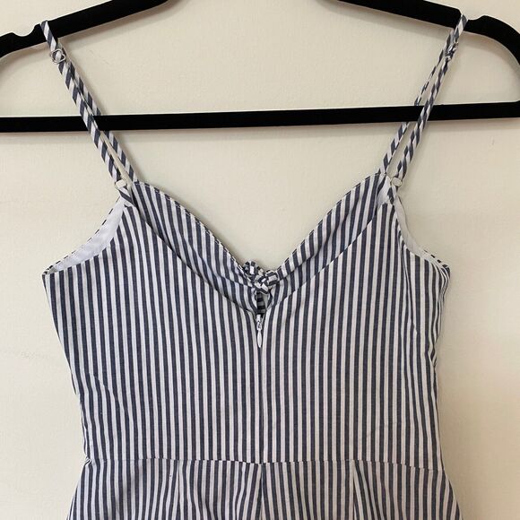 WAYF Massa Front Tie-Knot Pockets Blue White Pin Striped Jumpsuit Romper XS - Picture 8 of 12